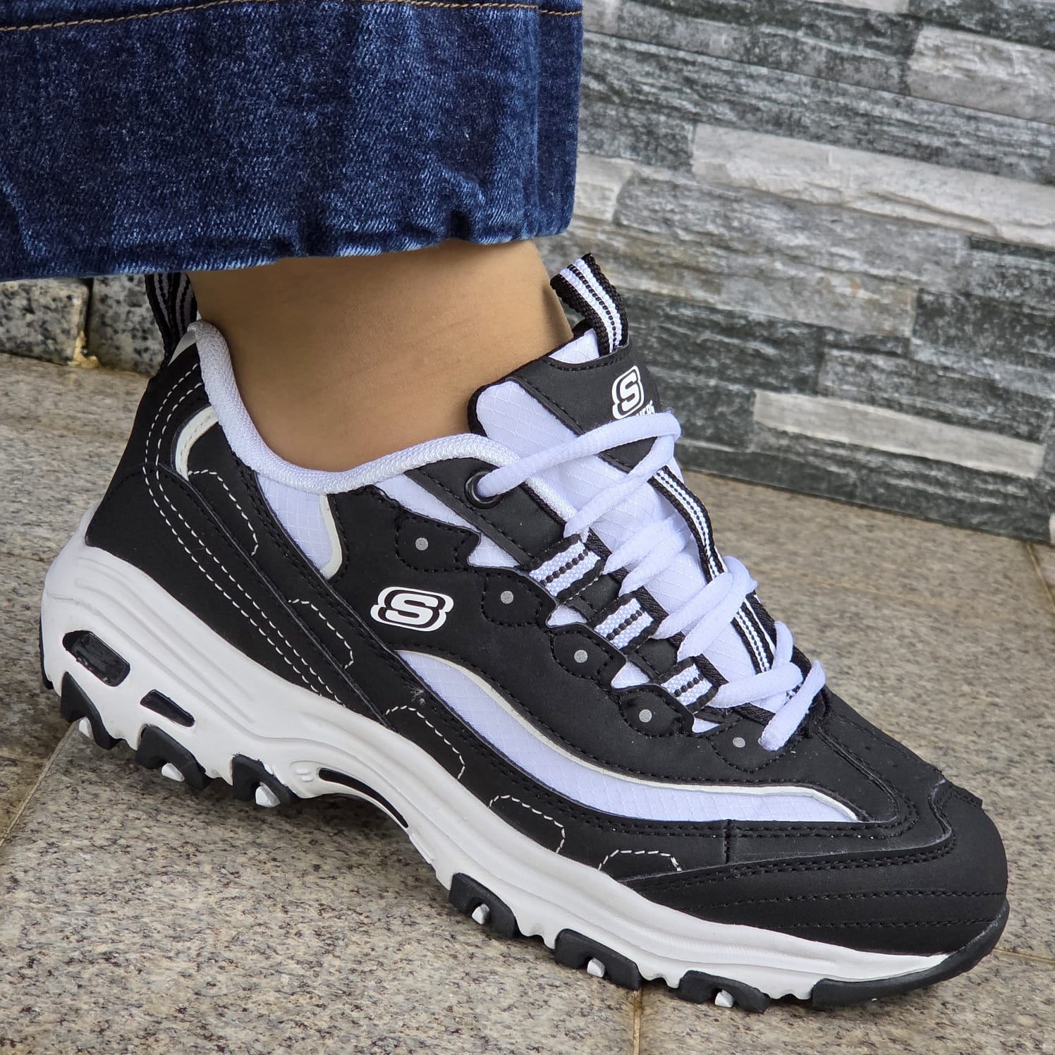 Skechers 428 preto