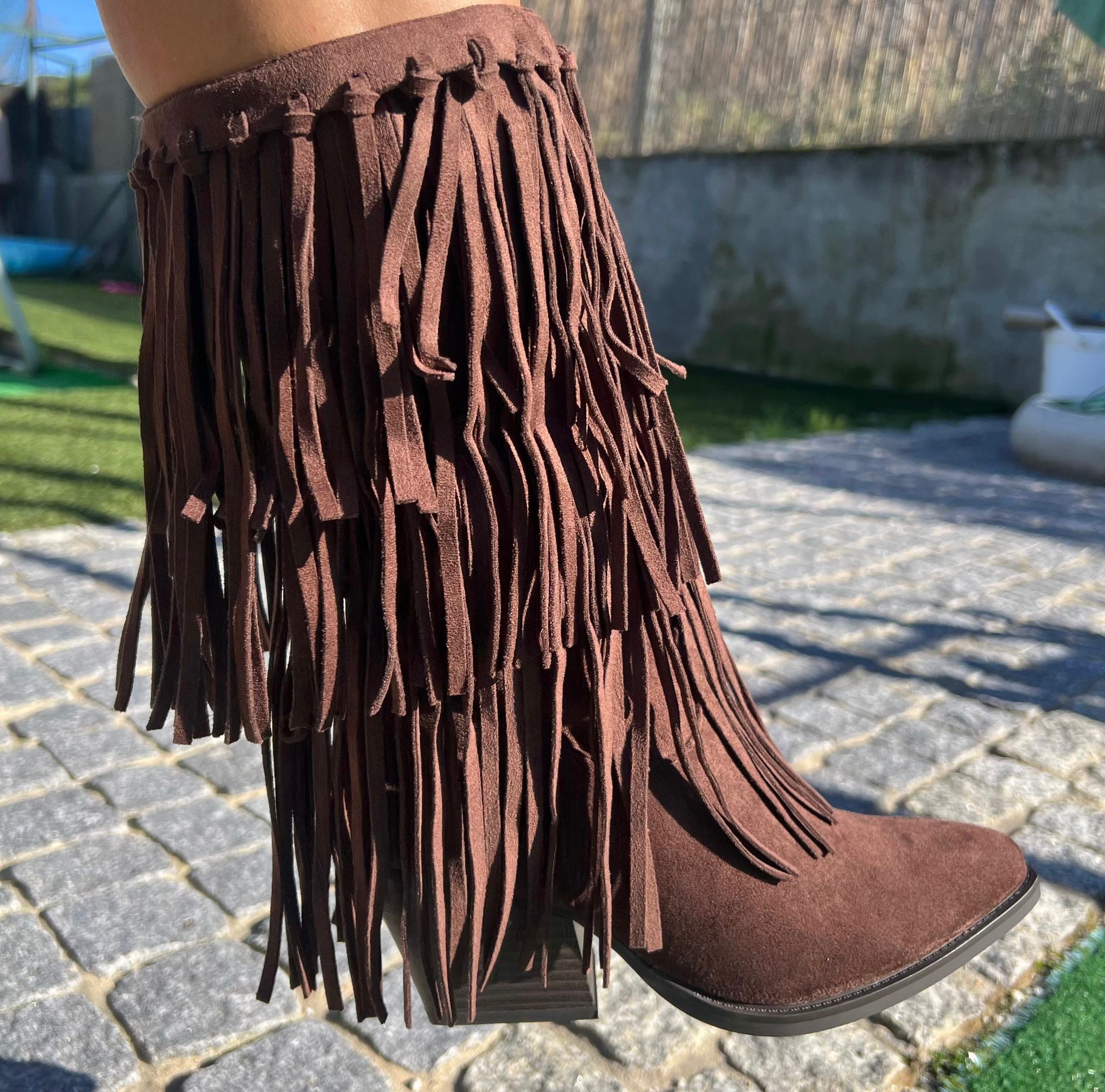 Bota Folhas 231 castanha