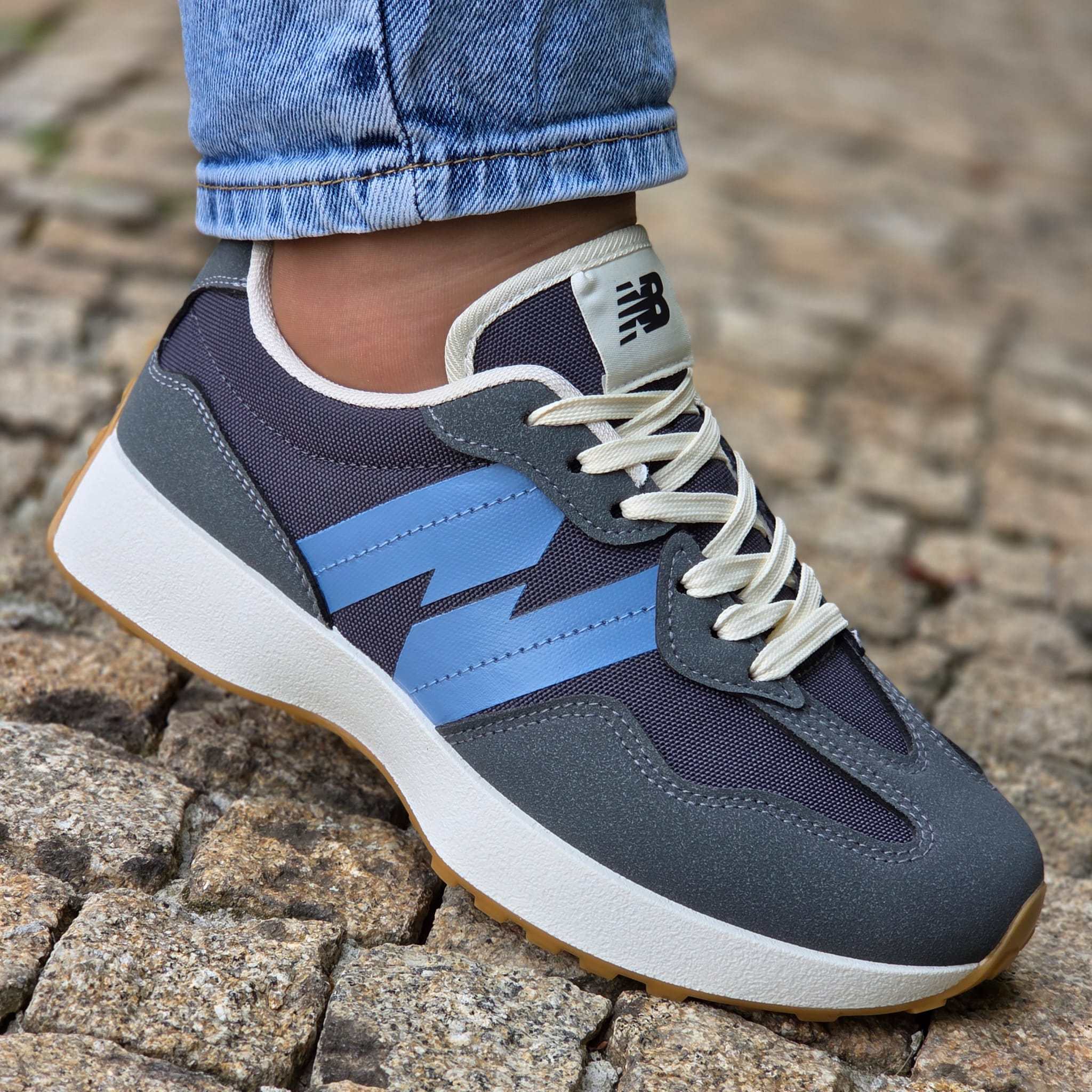N 70 GREY