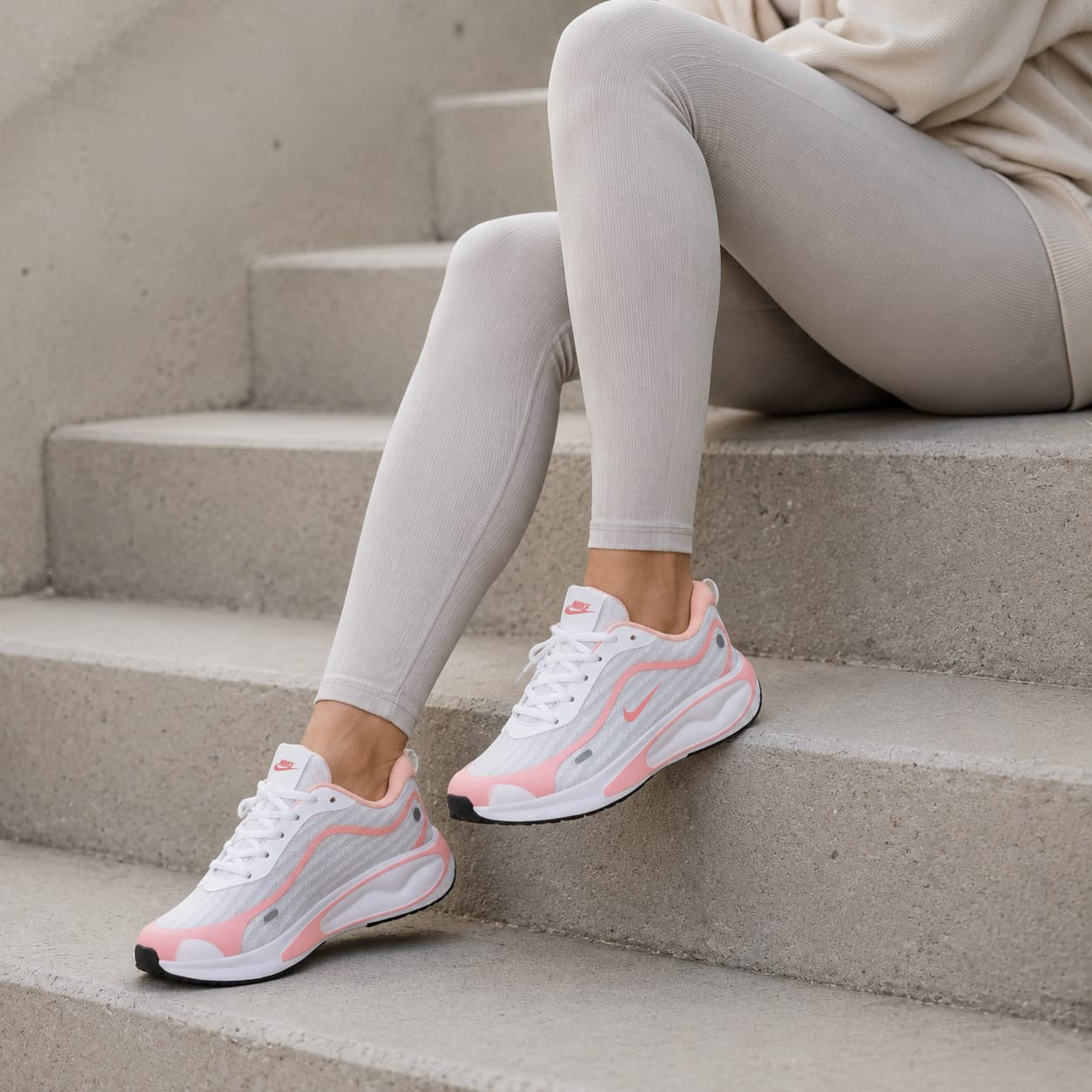 Nike branco rosa
