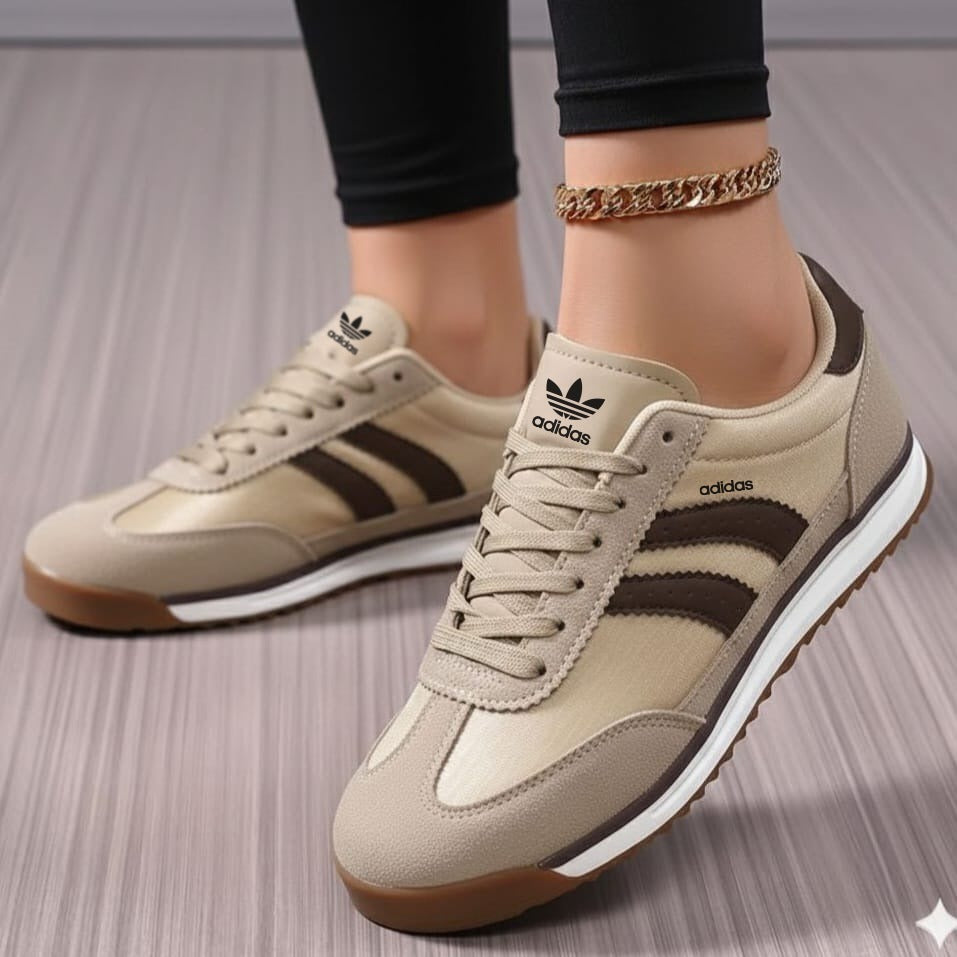 Adidas TT  311 bege castanho