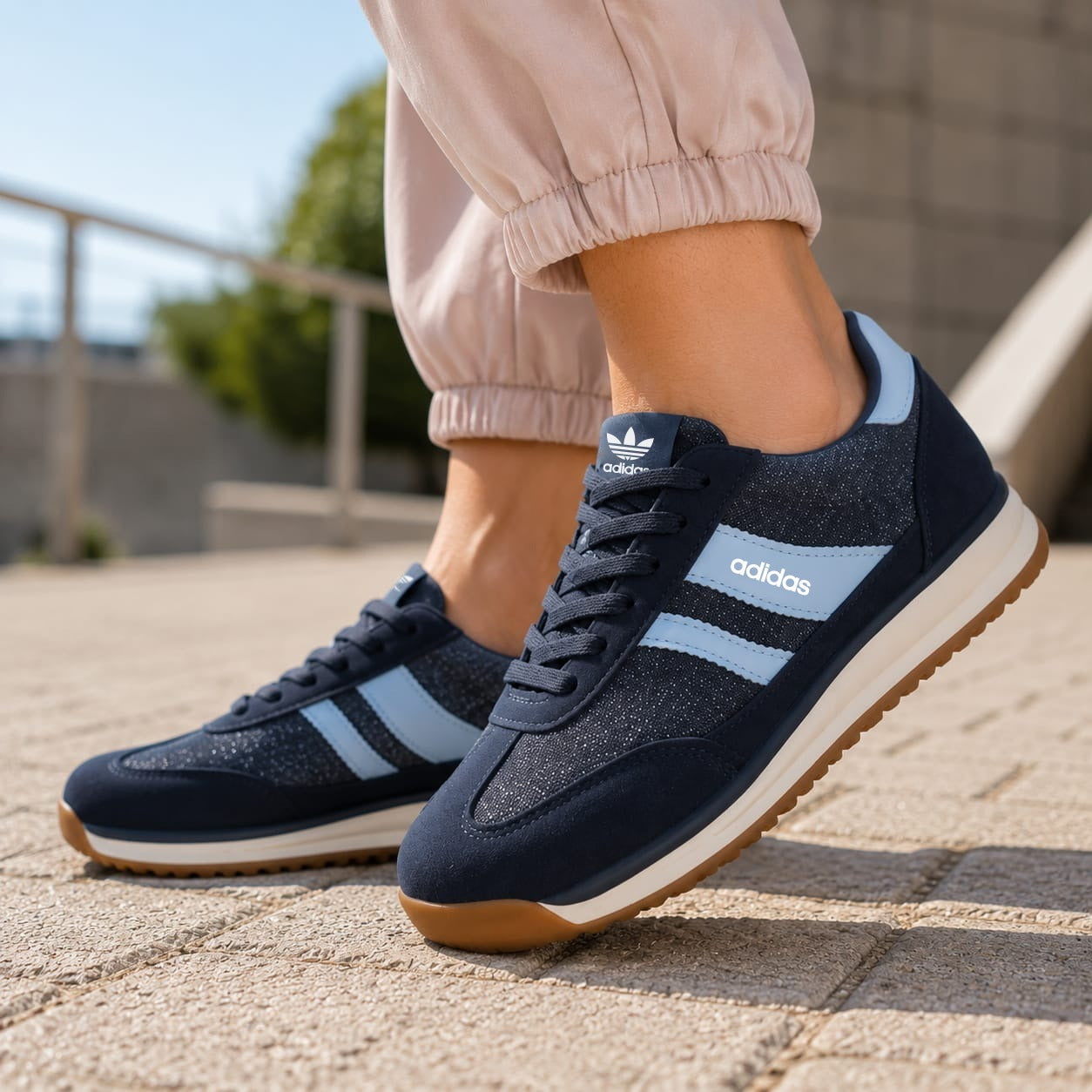 Adidas azul